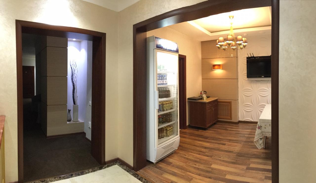 Orynbor Boutique Hotel Астана Екстериор снимка