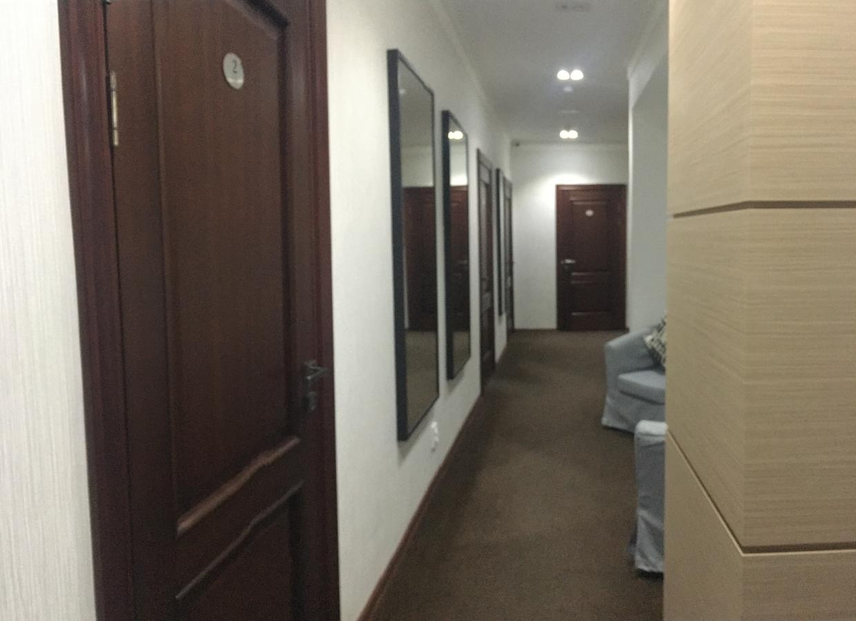 Orynbor Boutique Hotel Астана Екстериор снимка