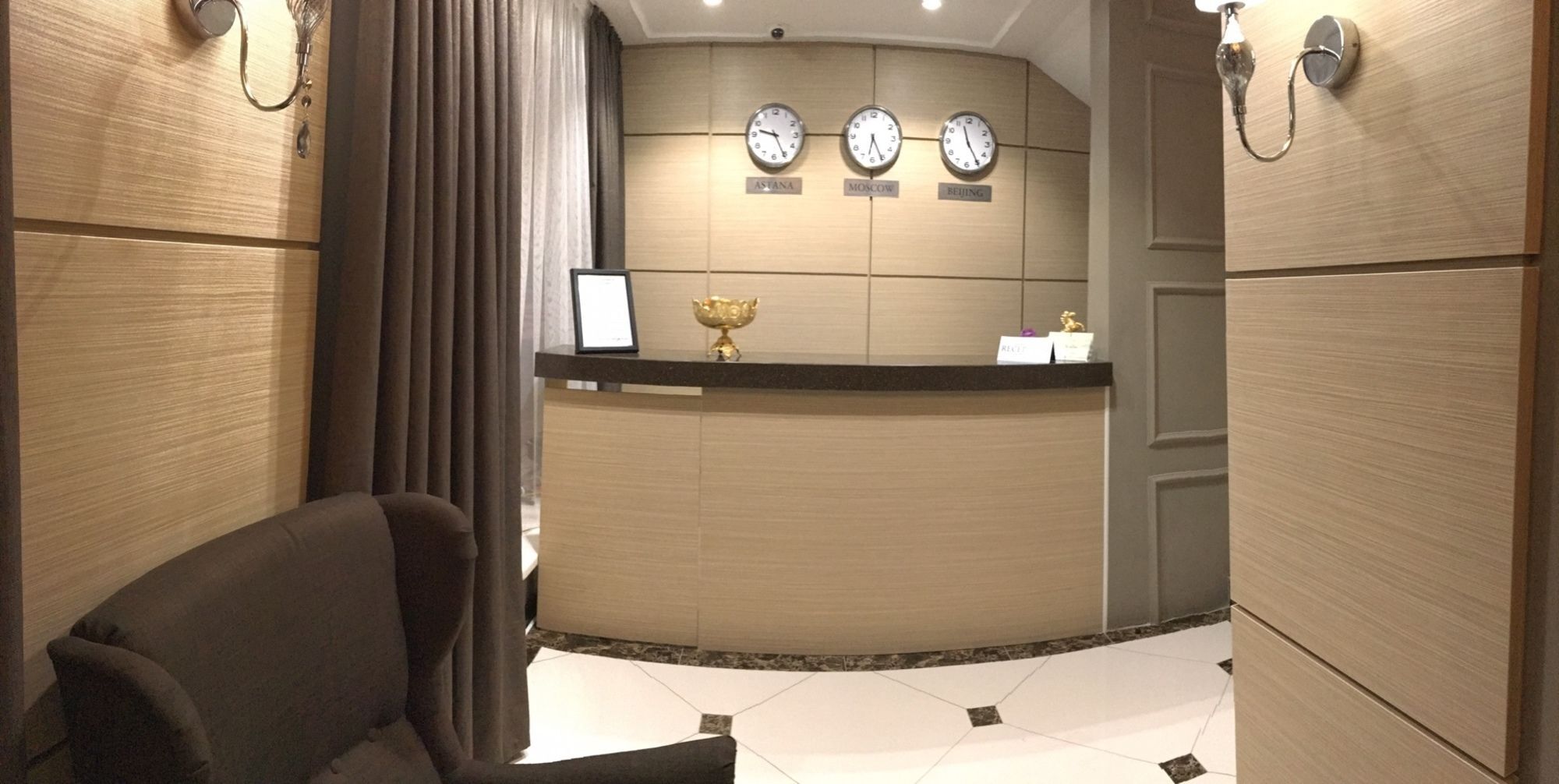 Orynbor Boutique Hotel Астана Екстериор снимка